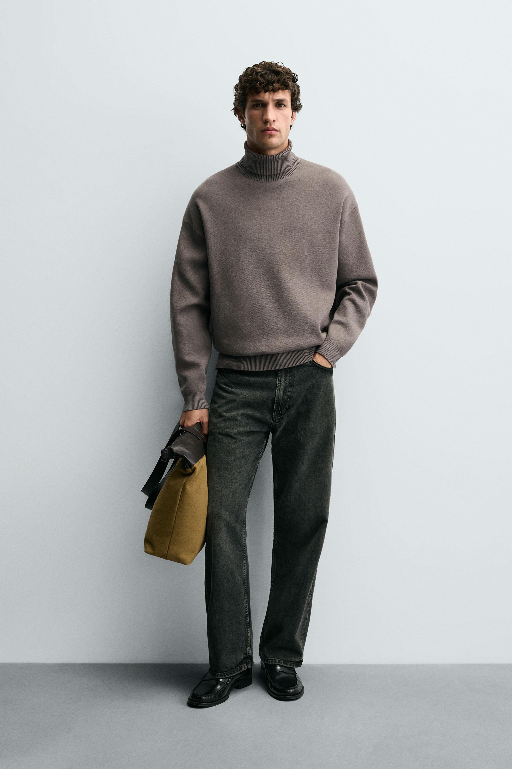 SOFT HIGH NECK SWEATER